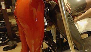 Amateur woman uses huge strapon in homemade bdsm scene
