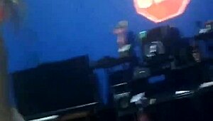 i'm fuckin my neighbor in the mornin after hubby leaves 😅