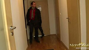 experienced milf blowing big cock