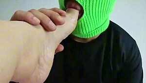 Curvy Latina stepmom's feet get wild attention in a steamy Colombian encounter.