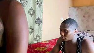 Jag är bara 18, men fick en galen hård knull av min pojkvän