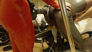 Amateur woman uses huge strapon in homemade bdsm scene