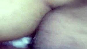 Was machst du mit meiner Frau zu Hause?