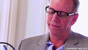 Summer Day seduces her tutor with passion