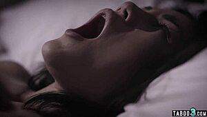 Najstnica pastorka dobi svoj prvi analni udarec od pastorka