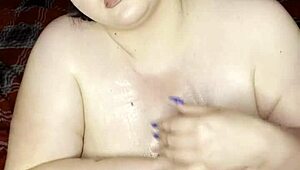 peyton's oily huge titties are insane