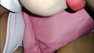 لما أبقى لوحدي أنادي صاحبي يجي ينيك طيزي