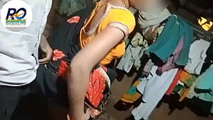 Devar da Cunhada Desi Me Dá Chudai Intenso no Estilo Cão com Saree e Áudio em Hindi