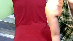 Asian girl chats and has sex on webcam