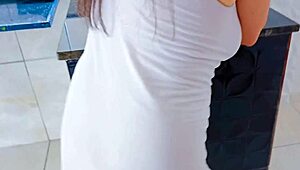 Amateur Crossdressing with Mature Brazilian MILF During Home Renovation