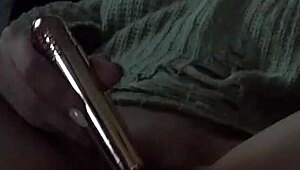 amateur british teen 18+ reaches orgasm in homemade european video