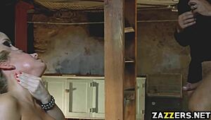 hej gorące, gotowe na intensywny anal na tej halloween imprezie?