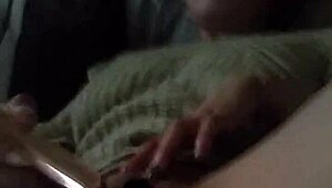 amateur british teen 18+ reaches orgasm in homemade european video