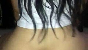 Casual Teen Sex with 19-Year-Old Colombian Babe Outdoors