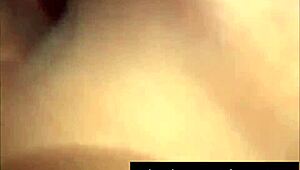 Pemula Pelacur Hitam, Siap untuk Gangbang Oleh Tiga Kontol Hitam Besar?