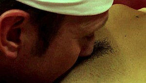 zakaj razvajeni kuhar tako močno jebe to tesno 18+ ritico