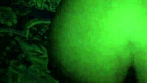 Horúca manželka prostitutka v emocionálním svádění a touze