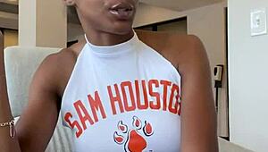 fit black college girl claims shacarri richardson ties, dildo play! 😍