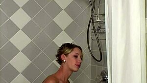 Hey Gwenaver, why do you masturbate so hot in the shower?
