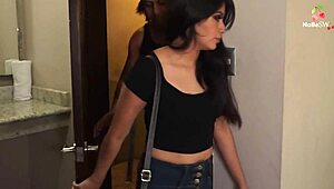 casting this morena mexicana amateur chick. interview style.