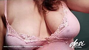 Specific Hot Indian Desi Bhabhi Shows Big Boobs in Steamy Sex Video