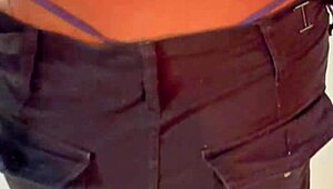 I fuck my curvy neighbor when no one's home