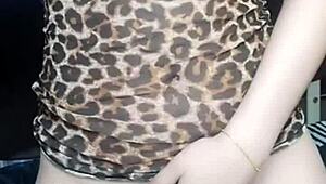 asian milf tempts with pussy masturbation solo