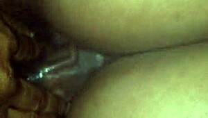 พ่นน้ำแรงขณะขี่หีใหญ่ของฉัน