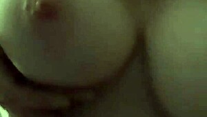 Se disse store runde tissene hoppe fritt