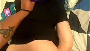 i suck and fuck that black guy, submissive and wet.