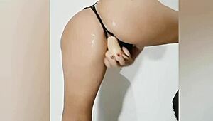 Mirelladelicia's striptease and dildo play