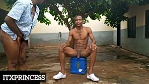 Wow! How Hot Is Outdoor Sex With This IG Influencer’s Big Ass?!