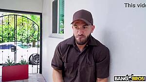 Best massage turns into deepthroat and creampie