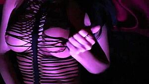 deepthroating babe gets fucked hard by maledom 😈