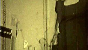 British flatmate gets a retro blowjob in 1960s London