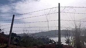 i'm watchin this sexy babe wit puffy pussy lips deepthroat n get her ass fucked, it's so hot