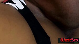 Wow, ebony teen cheats on bf and bangs Tony Tigrão like crazy!