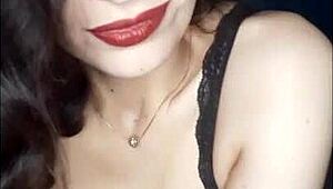 Emociones intensas en anal casero a lo perrito con culo grande y corrida