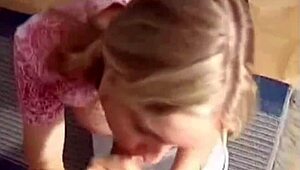 Süßes Teen 18+ 18+ wird wild mit ihrem Freund