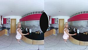 this italian blonde is an anal lover, riding and getting assfucked hard 😈