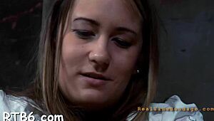 Tjej får omoralsk retas