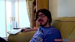 oi, yorkshire nerd scoring a blowjob from chubby brits