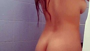 I love watching this latin girl in the shower