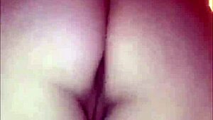 teasing with my curvy body and hot piss