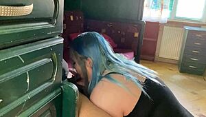 Curvy Amateur Blows Landlord's Cock for Rent Payment Cumshot