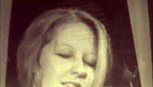 يا بنات إنجليزيات قديمات في محطة يوستون، تريدون الانضمام إلى لعبتنا الجماعية الجامحة؟