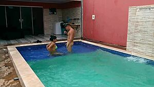 Peguei A Gravidinha Dentro Da Piscina AllË Pjtx