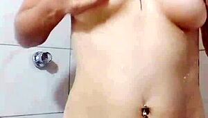 Let's fuck in the bathroom with big tits and ass all wet 😘