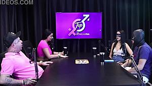 Ela Ficou Com Medo de Começar no Xvideos com Preconceito na Família