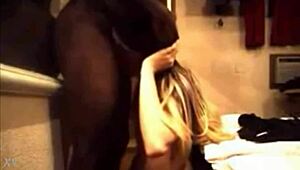 Amateur Shemale Sucks Big Dick